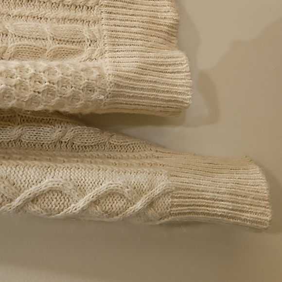 Vintage Heavy Cream Cable Knit Sweater Unisex Medium - Wool & Mohair - Picture 4 of 12